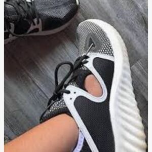 NWT Adidas Womems Run Lux Clima NIB Running Shoes Sneakers Black White Size 6.5